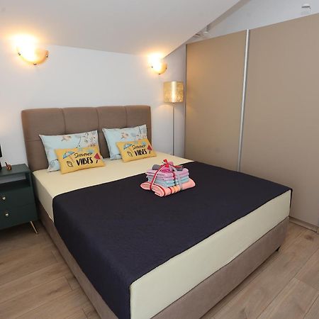 Villa Andric Trogir Eksteriør billede