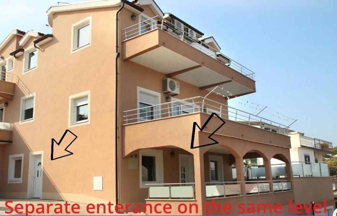 Villa Andric Trogir Eksteriør billede
